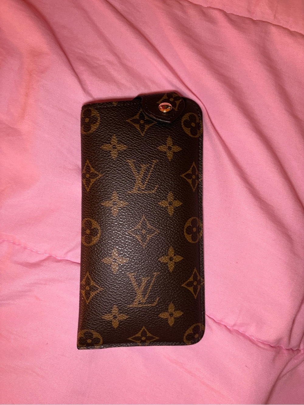 Louis Vuitton etui lunettes MM sunglasses case